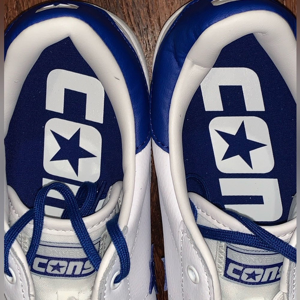 Converse White and Blue Low-Top Sneakers - Picture 9 of 16
